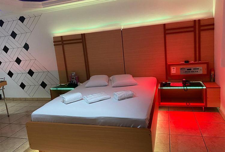 Motel 2000 Guarulhos Chambre photo
